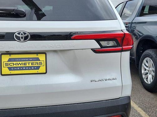2024 Toyota Grand Highlander Platinum