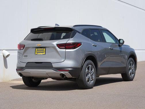 Sterling Gray Metallic 2023 Chevrolet Blazer 2LT