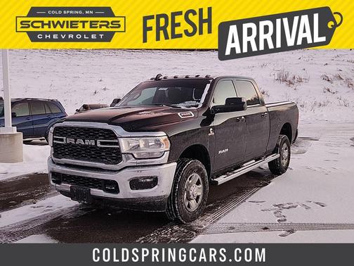 2019 RAM 2500 Tradesman Crew Cab 4x4 6'4' Box