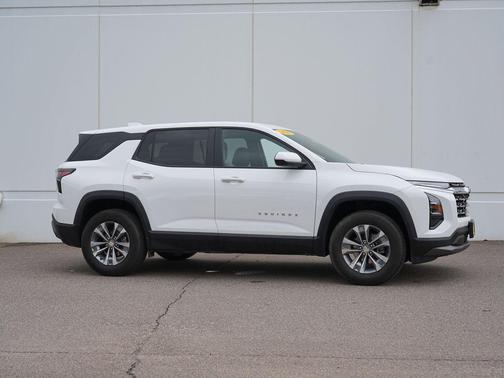 Summit White 2025 Chevrolet Equinox 1LT