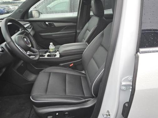 2025 Buick Enclave Preferred FWD