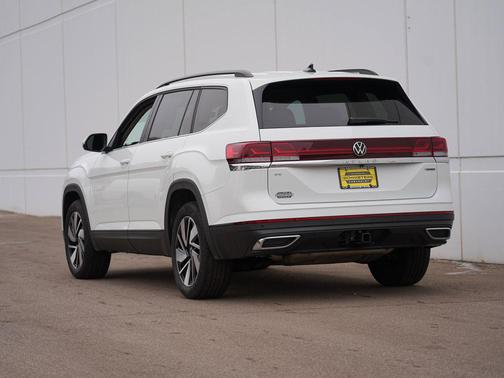 2025 Volkswagen Atlas 2.0T SE w/Technology 4MOTION