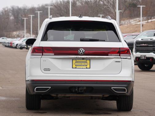 2025 Volkswagen Atlas 2.0T SE w/Technology 4MOTION