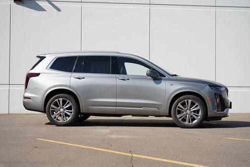 2025 Cadillac XT6 Premium Luxury AWD