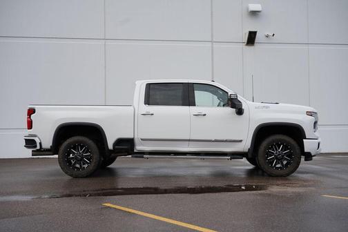 2024 Chevrolet Silverado 3500 High Country