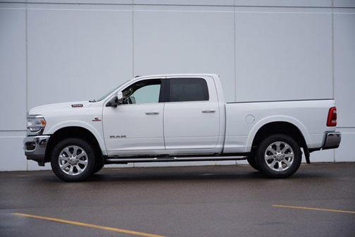 2021 RAM 3500 Laramie Crew Cab 4x4 6'4' Box