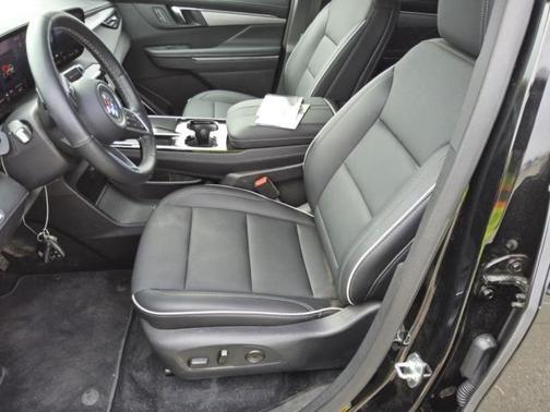 2025 Buick Enclave Preferred FWD