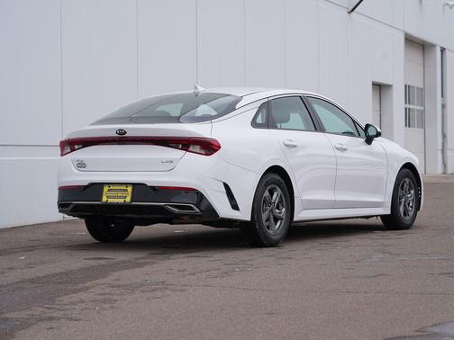 2021 Kia K5 LXS
