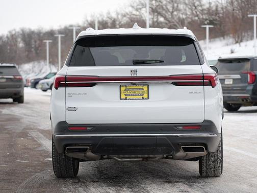 2025 Buick Enclave Preferred FWD