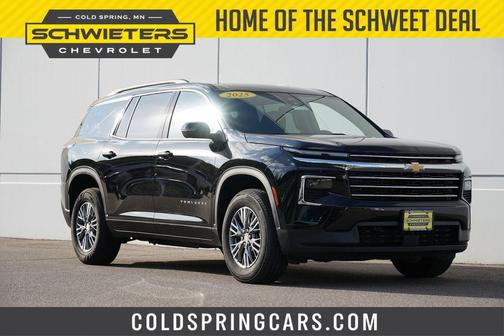 2025 Chevrolet Traverse LT