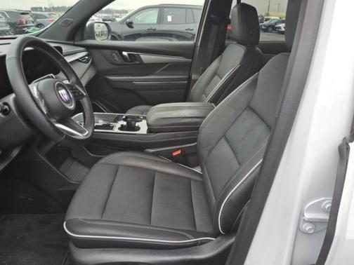 2025 Buick Enclave Preferred FWD