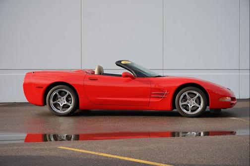 2000 Chevrolet Corvette Base