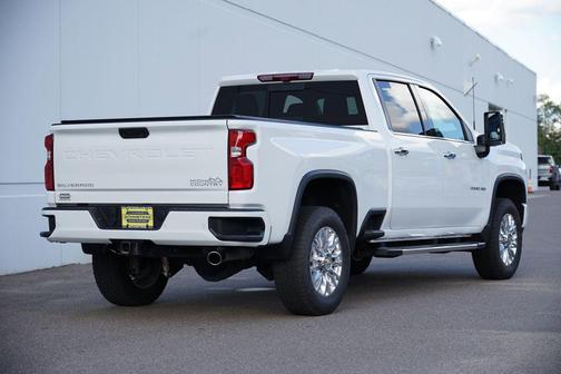 2022 Chevrolet Silverado 3500 High Country