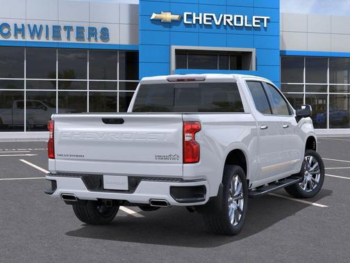 Polar White Tricoat 2026 Chevrolet Silverado 1500 High Country