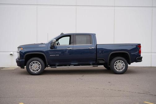 2023 Chevrolet Silverado 3500 High Country