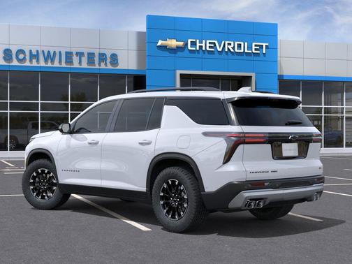 Polar White Tricoat 2026 Chevrolet Traverse AWD Z71