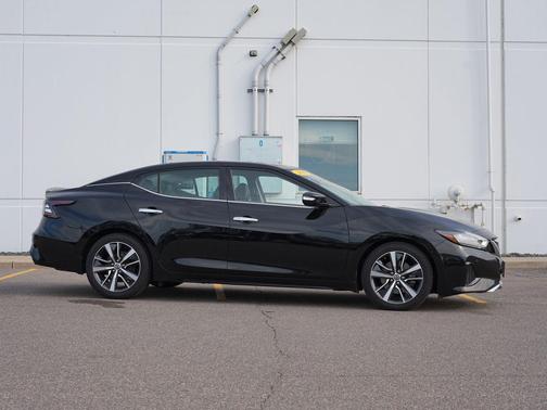 Super Black 2019 Nissan Maxima 3.5 SL
