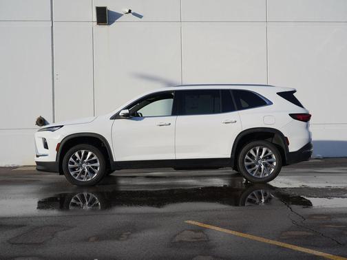 2025 Buick Enclave Preferred FWD