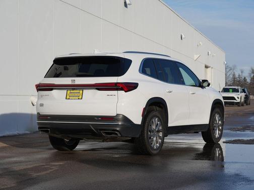 2025 Buick Enclave Preferred FWD