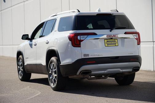 2023 GMC Acadia AWD SLT