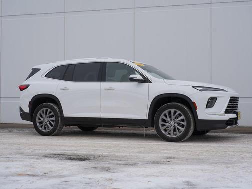 2025 Buick Enclave Preferred FWD