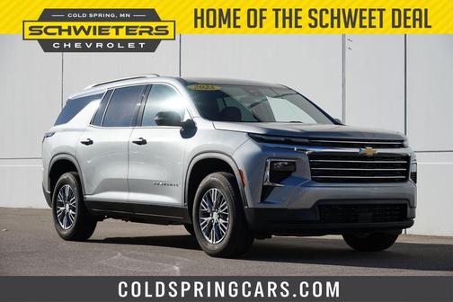 2025 Chevrolet Traverse LT