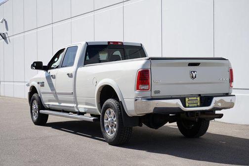 2018 RAM 3500 Laramie Crew Cab 4x4 8' Box