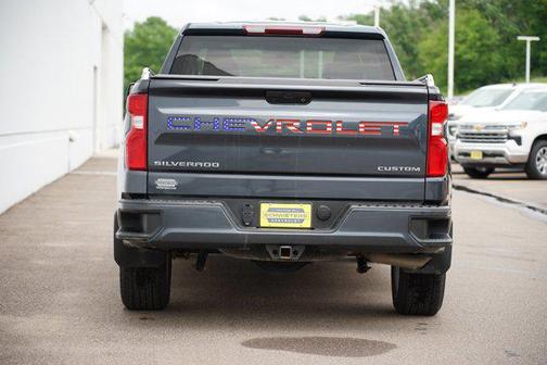 2022 Chevrolet Silverado 1500 Custom