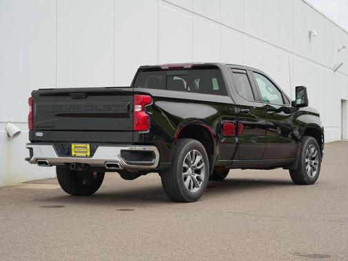Black 2022 Chevrolet Silverado 1500 Limited 1LT
