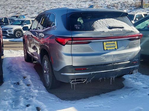 2025 Buick Enclave Preferred FWD