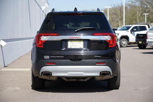 2023 GMC Acadia AWD SLT