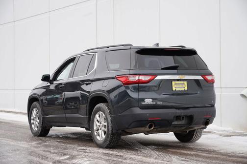 2021 Chevrolet Traverse LT Cloth