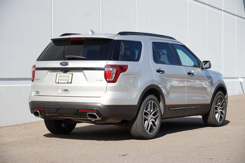 2017 Ford Explorer sport