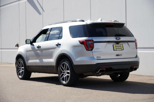 2017 Ford Explorer sport