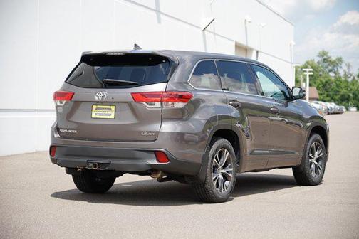 2018 Toyota Highlander LE