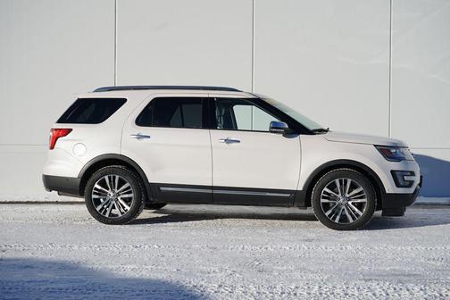 2017 Ford Explorer Platinum