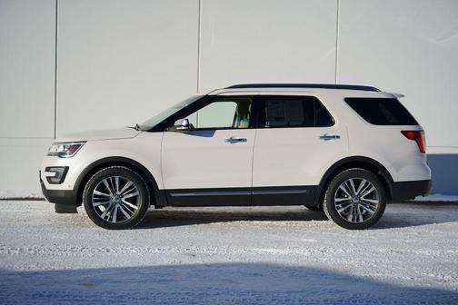 2017 Ford Explorer Platinum