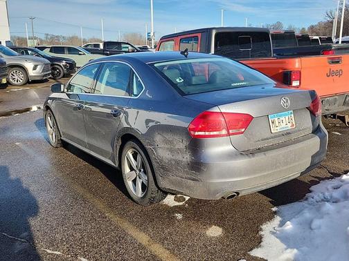 2013 Volkswagen Passat 2.5 SE