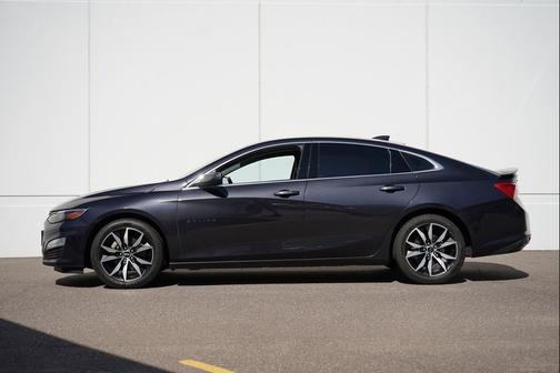2022 Chevrolet Malibu FWD RS