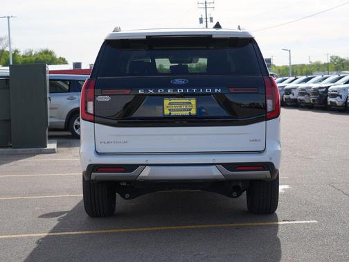 Summit White 2025 Ford Expedition Max Platinum