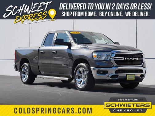 Granite Crystal Metallic Clearcoat 2019 RAM 1500 Big Horn