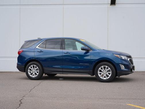 Pacific Blue Metallic 2019 Chevrolet Equinox 1LT