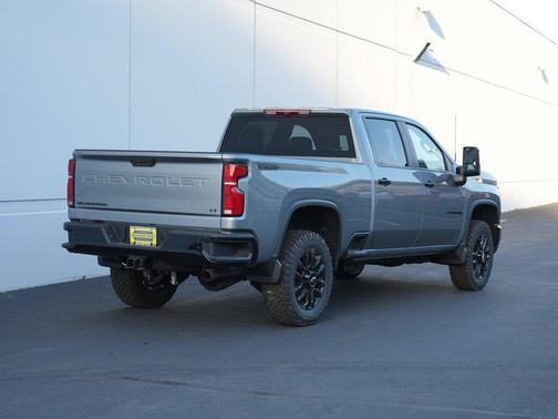 Sterling Gray Metallic 2026 Chevrolet Silverado 3500 LT