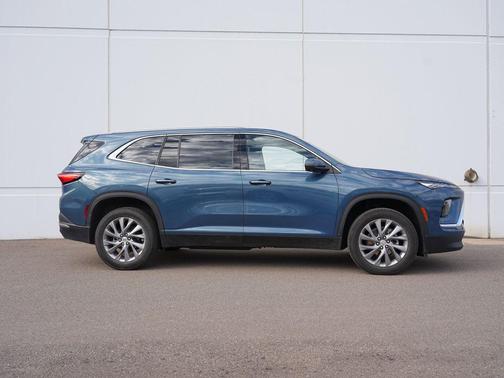 2025 Buick Enclave Preferred FWD