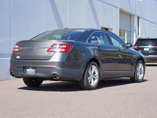 Magnetic Metallic 2015 Ford Taurus SEL