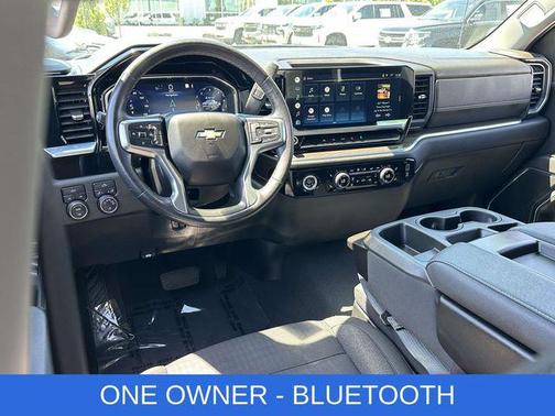Silver Ice Metallic 2022 Chevrolet Silverado 1500 LT