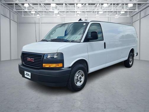 2023 GMC Savana 2500 Work Van