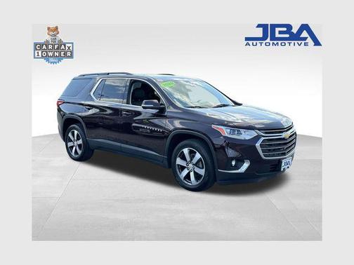 Black Cherry Metallic 2020 Chevrolet Traverse LT Leather