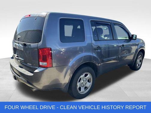 Modern Steel Metallic 2015 Honda Pilot LX