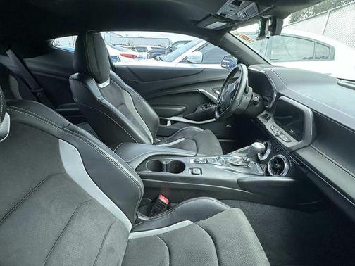 2023 Chevrolet Camaro RWD Coupe LT1